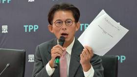 民眾黨立法院黨團召開記者會，說明審議特別預算的原則與立場，黃國昌。陳祖傑攝