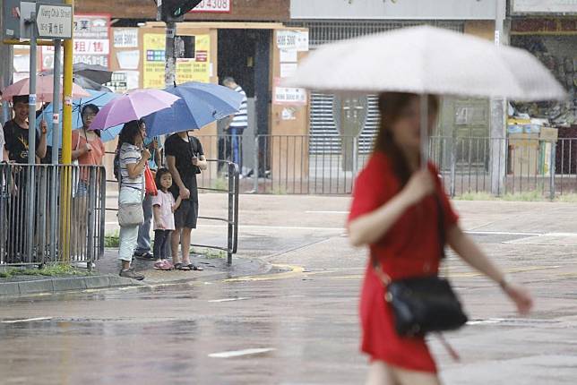 天文台：未來兩三小時廣泛地區可能受大雨影響。(資料圖片)