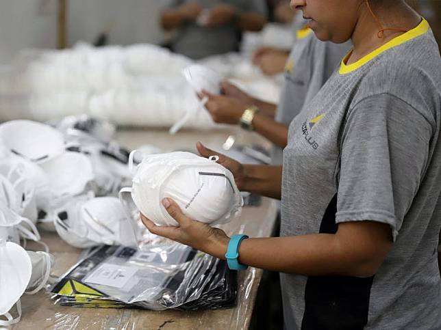 【武漢肺炎】加洲倉庫醫療物資　意外發現大量N95口罩及呼吸機