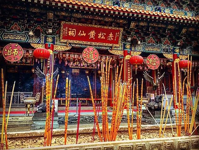 農曆新年2025｜車公廟／黃大仙祠／文武廟等5大必去寺廟　農曆新年行大運求健康、姻緣！