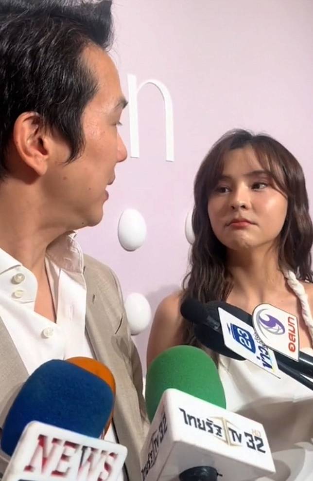 หลุดโฟกัสหน้า