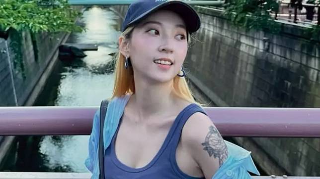 綜藝天王張菲的媳婦翁馨儀（如圖）透過IG抱怨，想到附近生意很好的餐廳外帶餐點時，卻被店員兇，讓她怒發文「我不會再來吃了」，沒想到卻被酸民批「個性很嬌」，她也回應「分享心情怎麼了？」（圖／翁馨儀IG）
