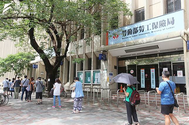 勞動部今（16）日最新公告，有38家業者、1189人受到美國對等關稅政策打亂製造業生產步調影響。（資料照，柯承惠攝）
