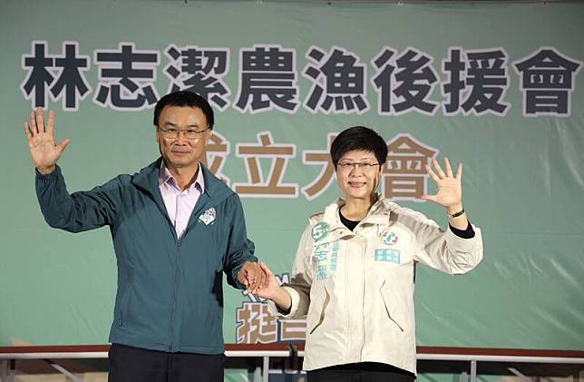 農漁業界挺民進黨新竹市立委候選人林志潔，前農業部長陳吉仲稱民進黨最照顧農漁民，三保一金政策顧農漁民。(林志潔團隊提供)