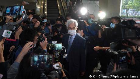 83歲的香港民主黨前主席李柱銘今年4月因參與2019年8月一場示威活動，被法院以組織與參與非法集會判刑，但他最終獲得緩刑。