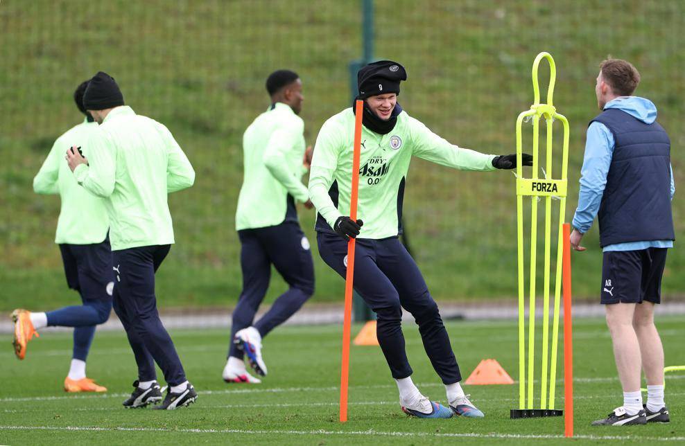 'ฮาลันด์' พร้อมช่วยเรือบู๊ราชัน, 'เนเวส' คืนทัพ PSG เจอสิงห์...ปรีวิว ...