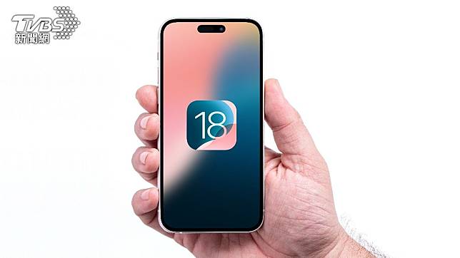 iOS 18出現Bug，恐導致訊息功能反覆當機。（示意圖／shutterstock達志影像）