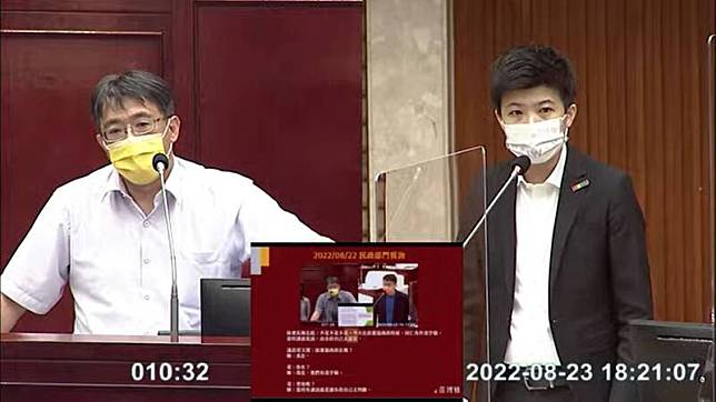 台北市議員苗博雅(右)、北市府祕書長陳志銘(左)唇槍舌劍。(翻攝台北市議會網站)