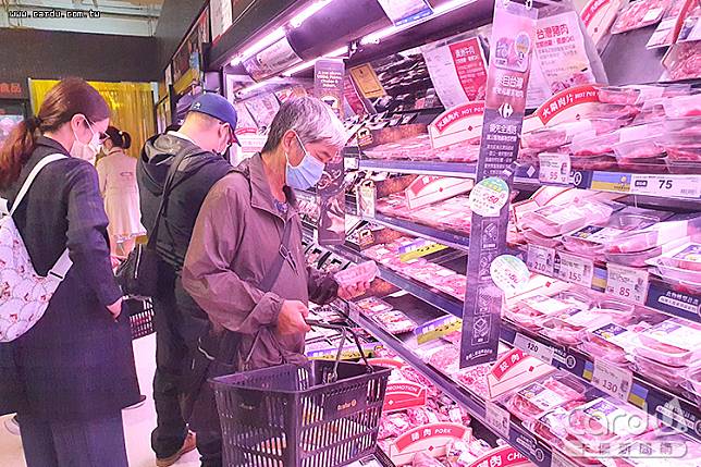 消基會呼籲政府從源頭嚴格把關萊豬，並加強肉品標示透明度(圖/卡優新聞網)