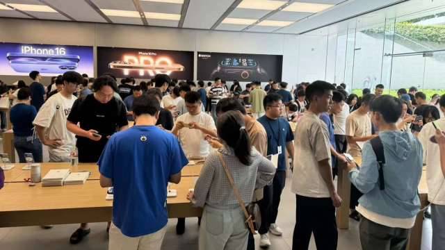 iPhone掀補貼大戰 不愁賣的蘋果 越來越需要電商了