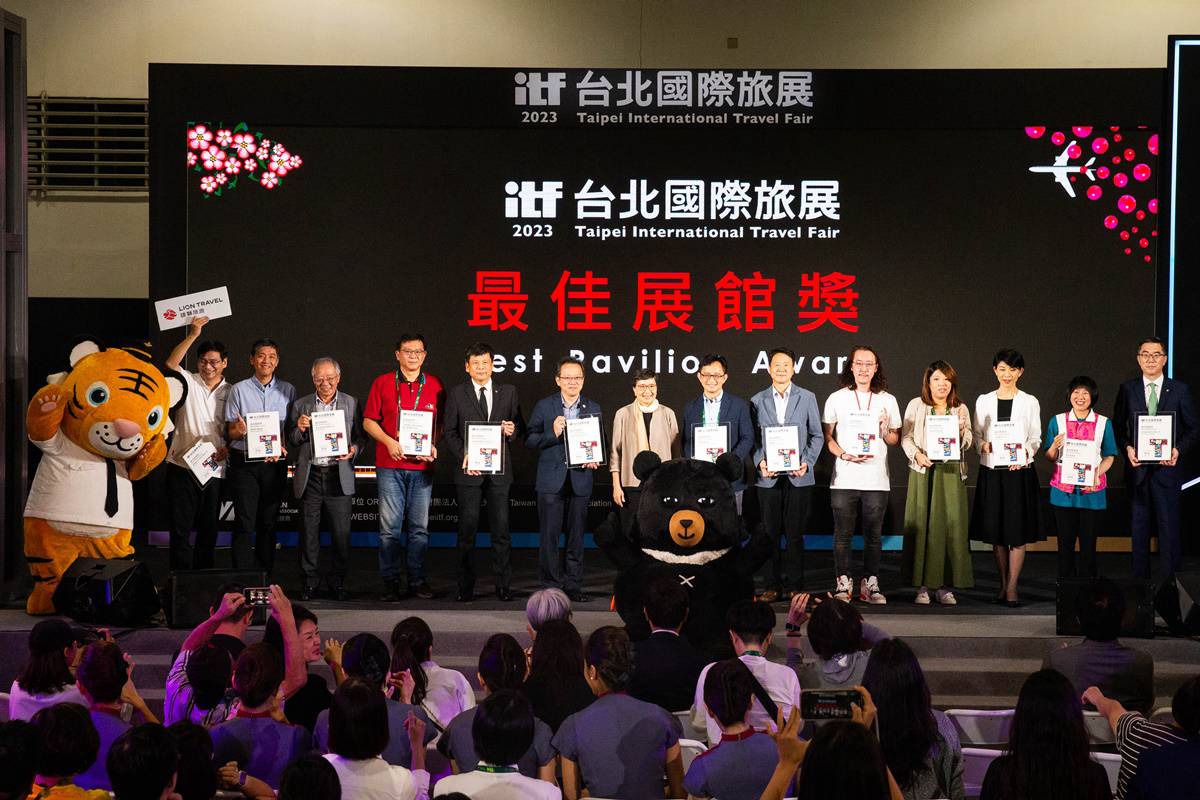 2023旅展華航長榮昇恒昌星宇虎航獲最佳展館獎 | 中華日報 | LINE TODAY