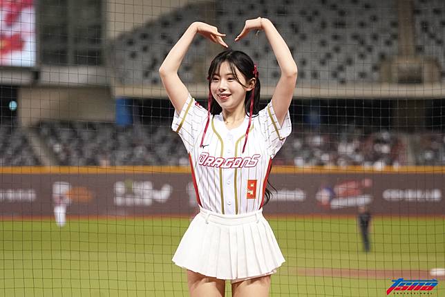 金娜妍客串小龍女。黃以信攝