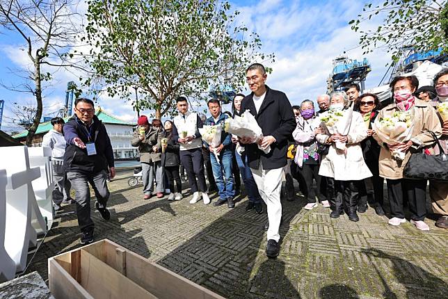 基隆市政府18日舉辦太平輪海難76週年紀念追思活動。（基隆市政府提供）