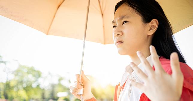 太熱啦！出門到哪可以吹冷氣？環境部宣布，預計今年7月將率先推出「高溫防護地圖」試辦版本