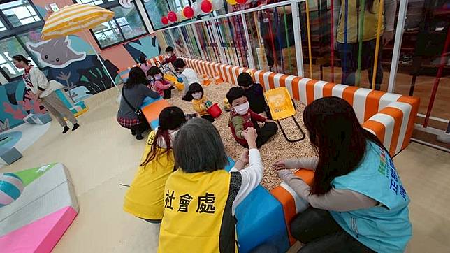 繼信義及七堵區之後，再添中正、中山區室內兒童樂園。(記者鄭鈞云翻攝)