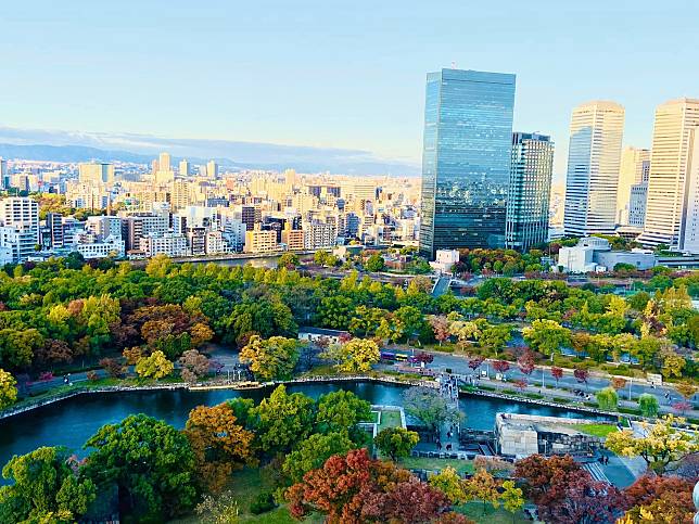 天守閣俯瞰大阪城公園。圖：陳嘉英提供