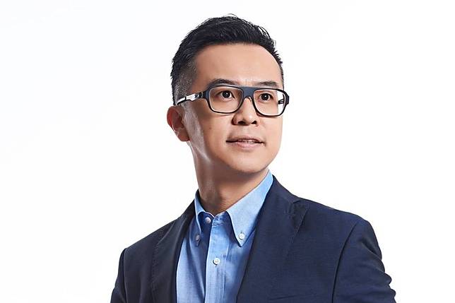 侯辦發言人黃子哲表示，賴清德競辦雖然重新修改影片，但新的影片內容仍是侵權。（擷取自黃子哲臉書）
