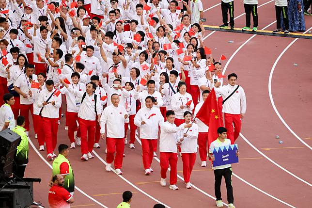 Members of Chinese delegation arrive for the opening ceremony of the International School Sport Federation (ISF) Gymnasiade Bahrain 2024 in Bahrain, Oct. 24, 2024. (Xinhua/Luo Chen)