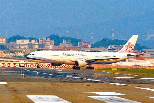 星宇航空董事長張國煒認為A330客機應禁飛松山。（本報資料照片）