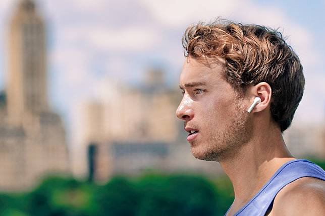 What are the best earphones for runners? Photo: Shutterstock