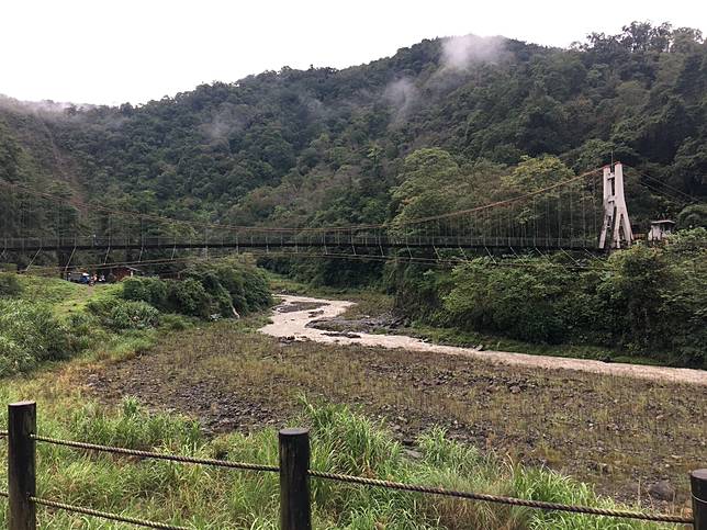 ▲多望吊橋側面的風景。（圖／奧丁丁體驗）