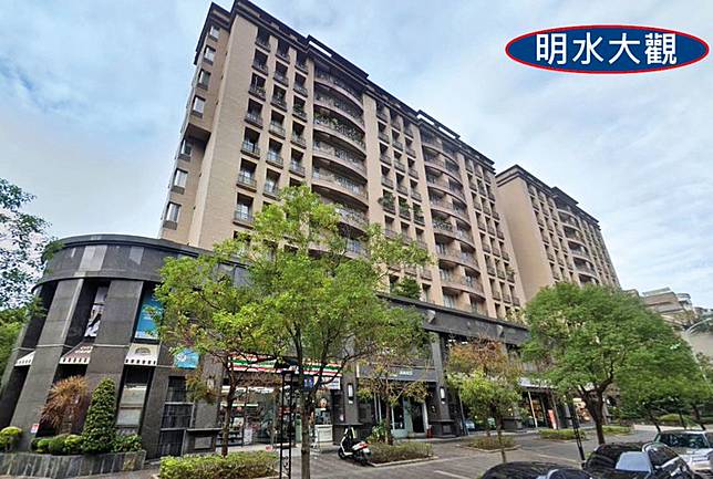 檢調懷疑高金素梅可能利用姊姊及弟弟充當人頭購買「領袖大樓」「陽明一會」「明水大觀」（圖）「戀戀長安」等四大豪宅，正在追查相關金流。（翻攝GoogleMaps）
