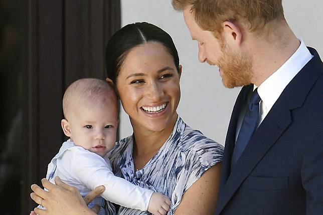 Britain's Prince Harry, Duke of Sussex and his wife Meghan, Duchess of Sussex, holding their son Archie. Photo: EPA-EFE