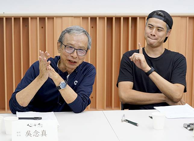 吳念真（左）新作《人間條件八-凡人歌》，找來吳定謙擔任執行導演，父子首度攜手挑戰喜劇。（綠光創藝提供）