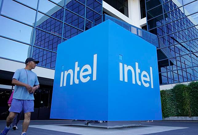 This photo taken on Aug. 1, 2024 shows the headquarters of Intel in Santa Clara, California, the United States. (Photo by Li Jianguo/Xinhua)