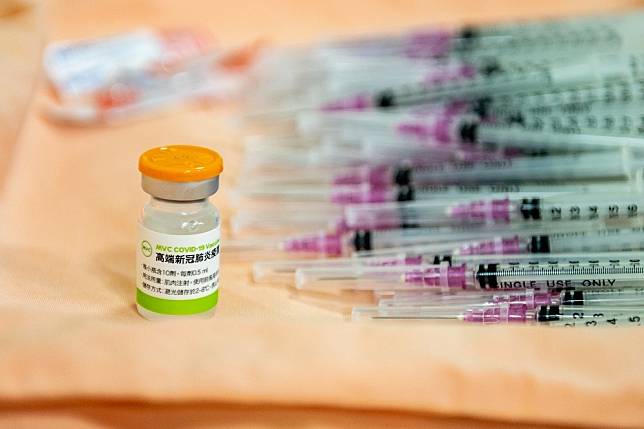 日本因未認可台灣高端疫苗，等同打高端民眾，到日本必須自費3500元做PCR才能入境。（桃園市政府提供）