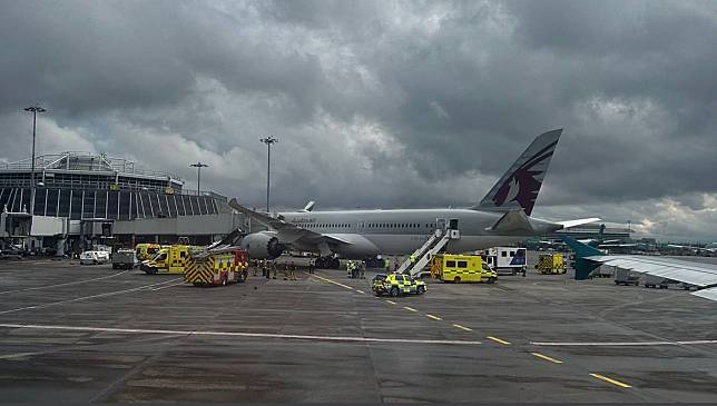 卡塔爾航空客機遇亂流，空中急墜20秒12人受傷