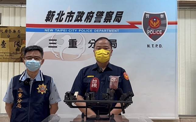 三重警分局在台北市八德路豪宅中查獲32人詐欺集團。（三重警分局提供）