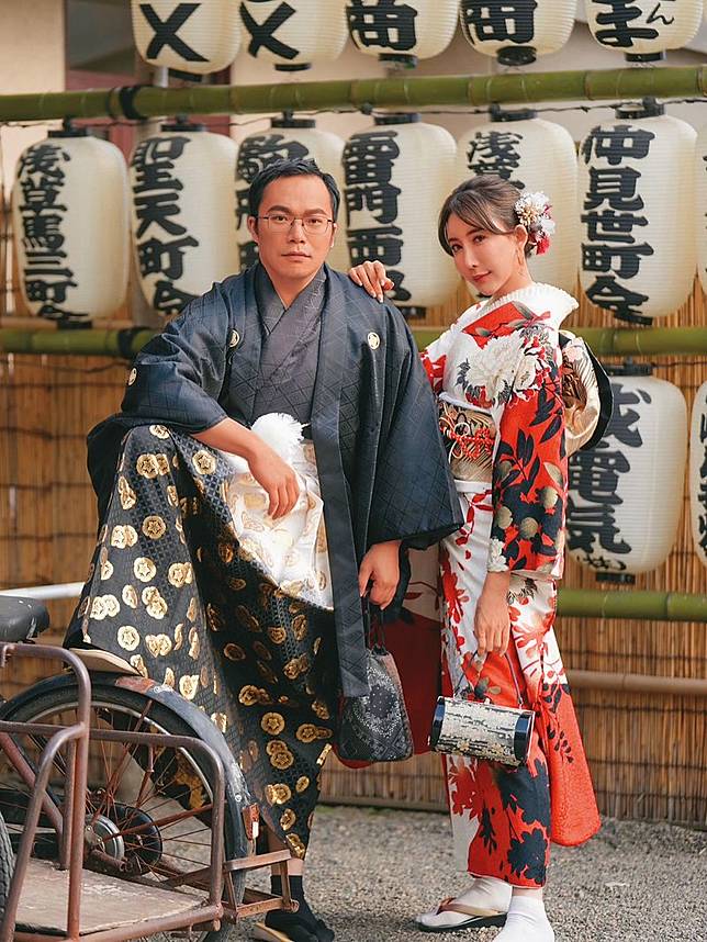 蔡政峯（左）和Yumi（右）常去旅遊，曾在日本拍和服情侶照曬恩愛。（翻攝自yumi IG）