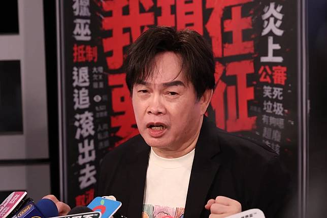 康康分享黃大煒暖舉。莊宗達攝