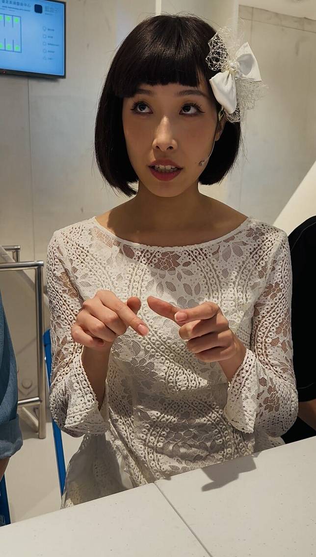 劉樸上個月做脊椎熱凝療法。記者陳慧貞／攝影