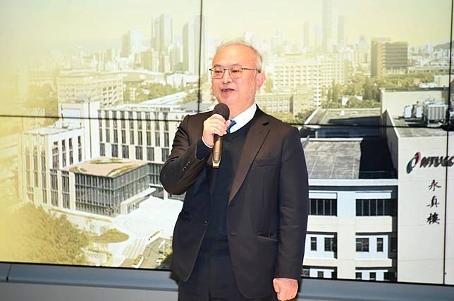 台大醫學院院長、腸胃科權威醫師吳明賢驚傳到院前心肺功能停止（OHCA），目前已轉回台大醫院接受治療，並裝設葉克膜搶救中。（資料照片／張哲偉攝）