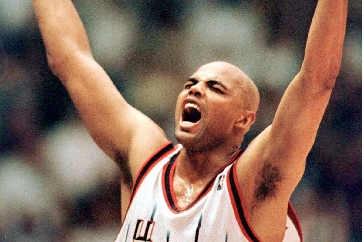 Chronique exclusive》Charles Barkley, qui ne voulait pas être emporté hors du terrain, a fait ses adieux au terrain en beauté | Je veux juste écrire sur le sport | LIGNE AUJOURD’HUI