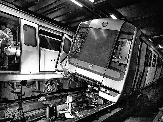 港鐵首次發生列車在管道內相撞的嚴重事故，花了兩天才恢復荃灣線來往中環站和金鐘站的列車服務。（資料圖片）