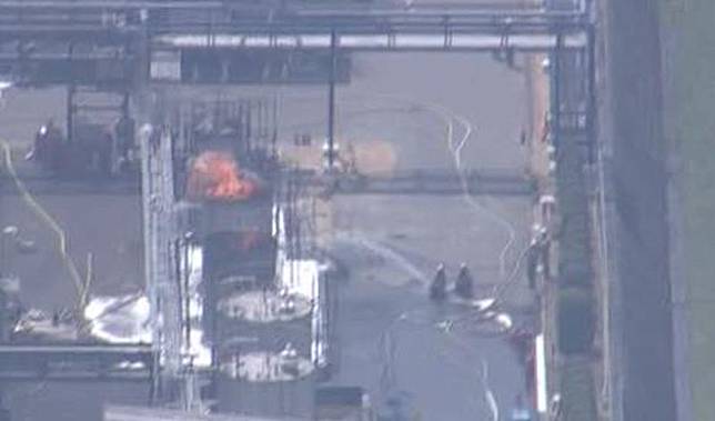 日本廣島縣三次市今發生重大工安事故，位於南畑敷町的「丸善製藥」3次工廠傳出強烈爆炸聲響。（翻攝自tss-tv.co.jp）