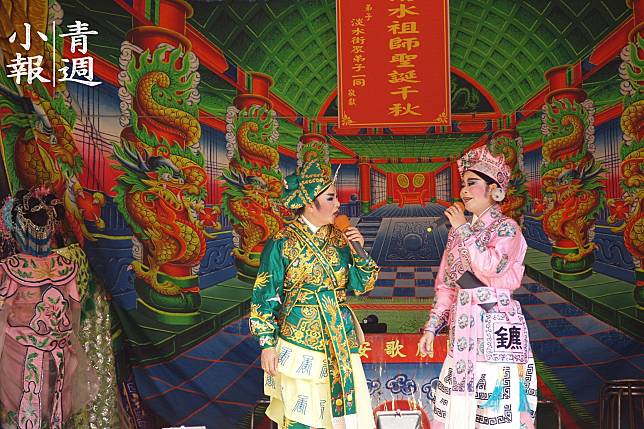 台灣歌仔戲獨有的坤生文化，透過角色讓「她」成為「他」。（圖片／shutterstock）