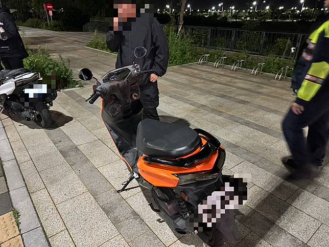 董姓少年機車牌照遭扣繳，懸掛朋友的車牌。翻攝畫面