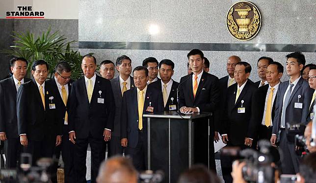 7 พรรคขั้วเพื่อไทยขอให้โหวตเลือกประธานสภาฯ ให้จบวันนี้ แฉ ‘พลังประชารัฐ’ แตกคอกันเอง ดีลผลประโยชน์ไม่ลง