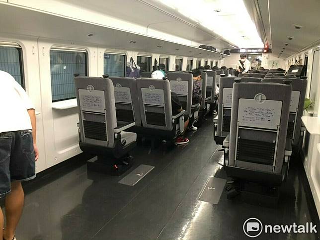 台鐵推出的國人套票「TR-PASS」分為3日券、5日券，在期限內可以無限次搭乘列車，其中還能搭乘普悠瑪、太魯閣號。 圖：林冠妤／攝
