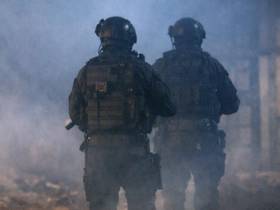 伊朗外交部發言人敦促美國人，追究美國政府對伊朗發動「侵略性戰爭」的責任。