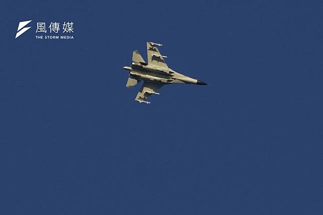 2022年8月台海危機，中國軍機飛掠台灣海峽上空（AP）