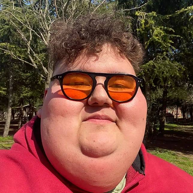 เอเฟแคน คุลทูร์ ติ๊กต็อกเกอร์สายกินจุ เสียชีวิตในวัย 24 ปี