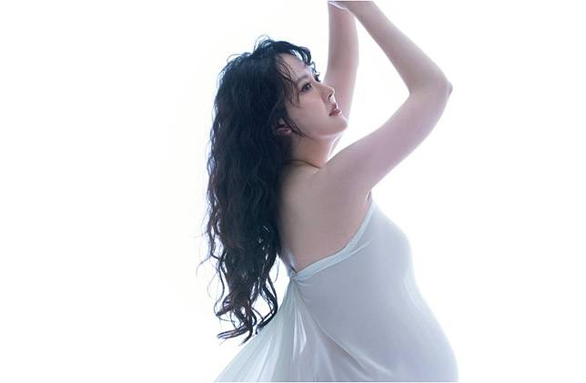 張晏塵發文，透露即將迎接新生命的心情 。（圖／翻攝自張晏塵Claire 臉書）