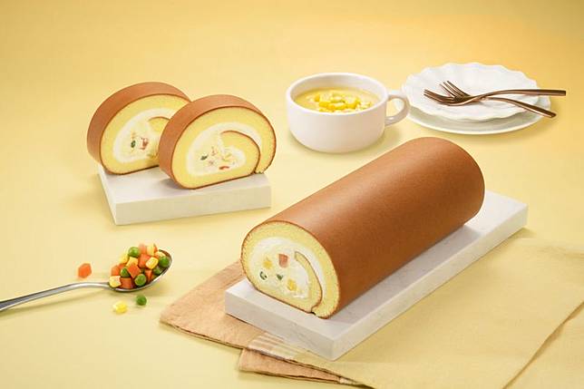 有網友開箱亞尼克生乳捲的盲盒，沒想到卻抽中「三色豆口味」，讓他瞬間崩潰，更釣出前總統蔡英文神回應。圖／取自亞尼克臉書粉專