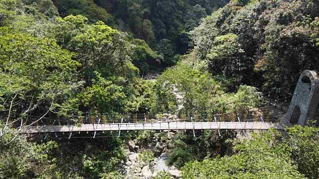 獨立山步道完成1號吊橋整修，全線開放讓遊客體驗。 圖：翻攝自林業署嘉義分署官網