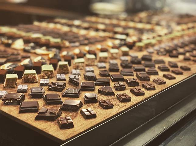 福灣巧克力2015年成立，研發許多屏東在地特色巧克力，在國際比賽上，就像藝術品般獲得許多讚揚。圖片提供／IG_rayc628
